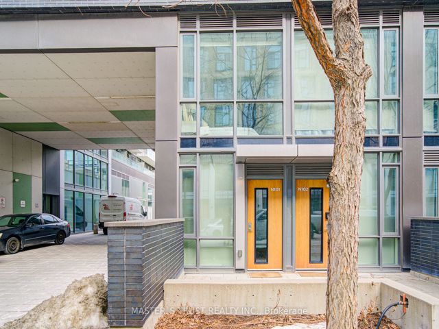 N101 - 455 Front St E