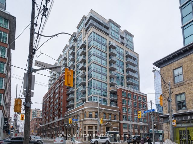 621 - 230 King St E