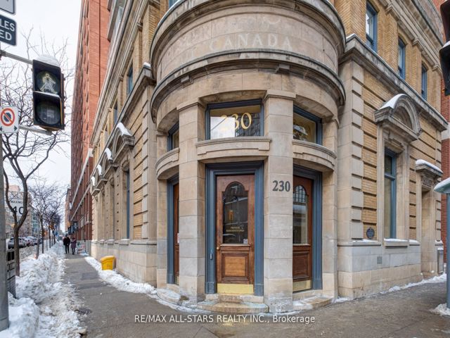 621 - 230 King St E