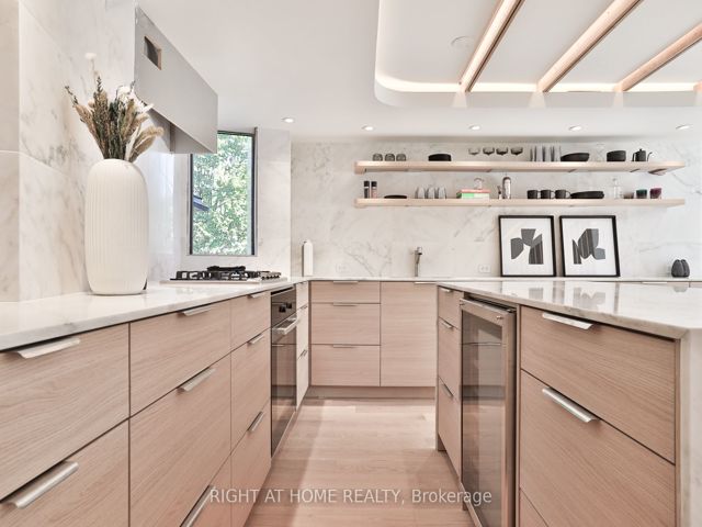 PH 1 - 225 Brunswick Ave