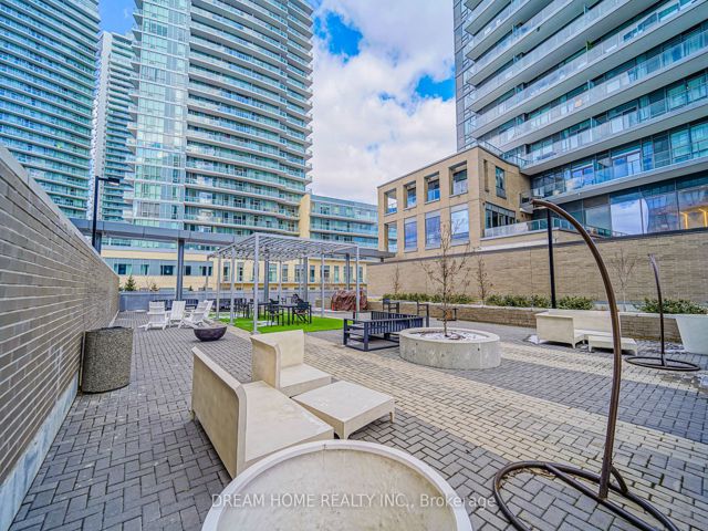1208 - 50 Forest Manor Rd