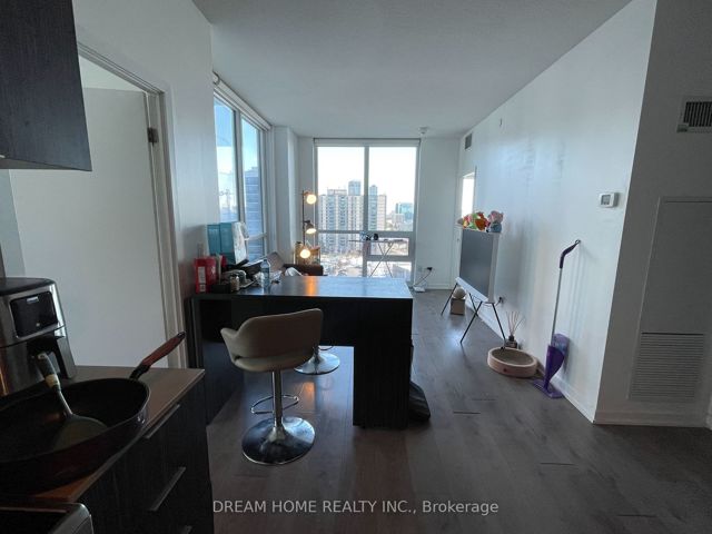 1208 - 50 Forest Manor Rd