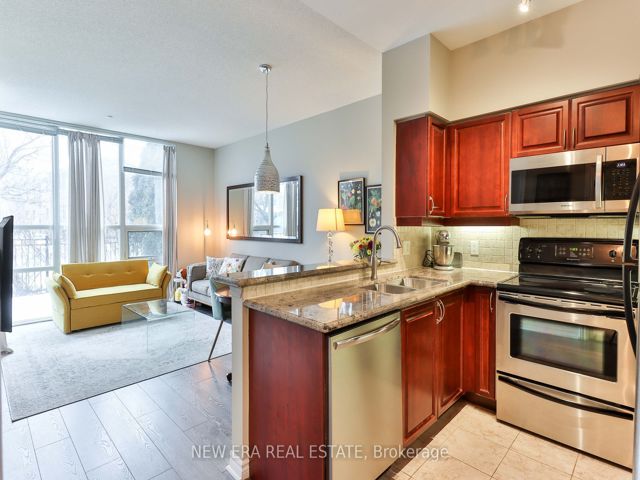 108 - 3830 Bathurst St