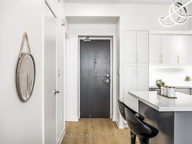 3805 - 25 Capreol Crt