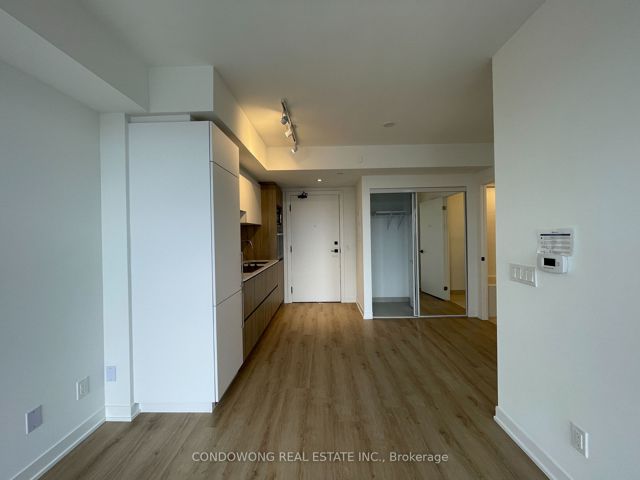 1211 - 319 Jarvis St