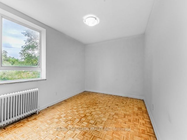 203 - 2895 Bathurst St