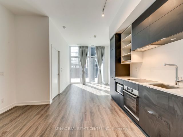 406 - 20 Edward St