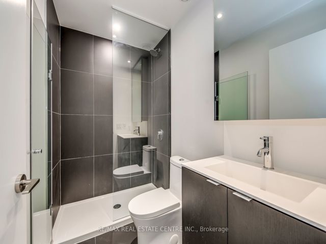 406 - 20 Edward St