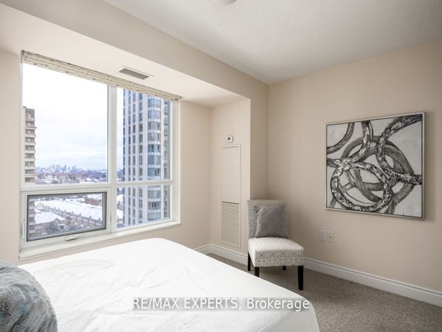 1426 - 500 Doris Ave