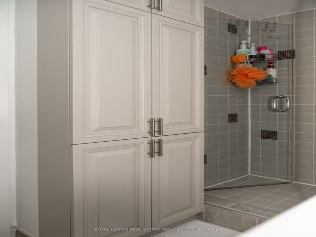 212 - 7 Concorde Pl