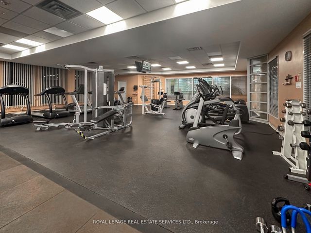 212 - 7 Concorde Pl
