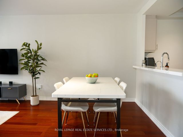 212 - 7 Concorde Pl