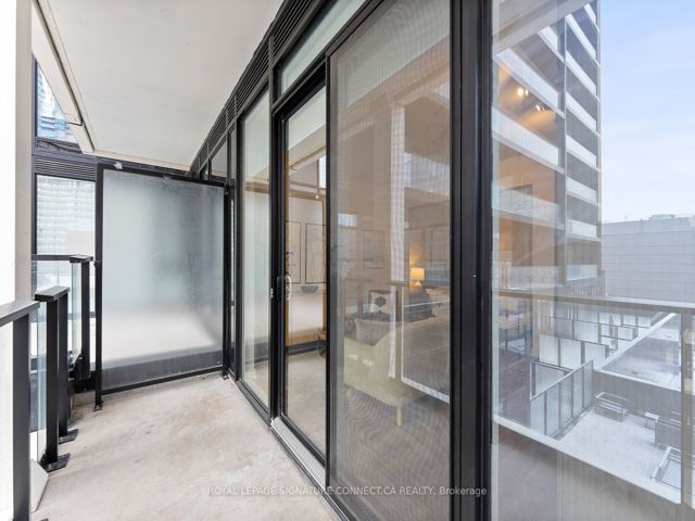 517 - 20 Edward St