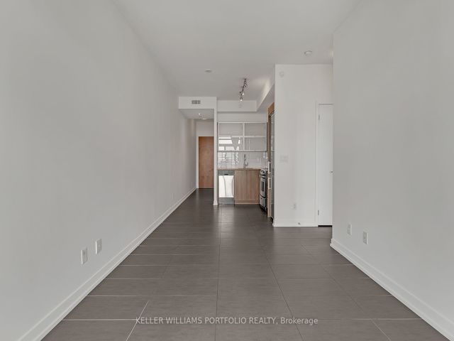 2012 - 170 Fort York Blvd
