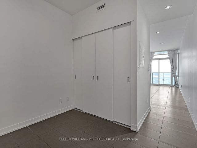 2012 - 170 Fort York Blvd