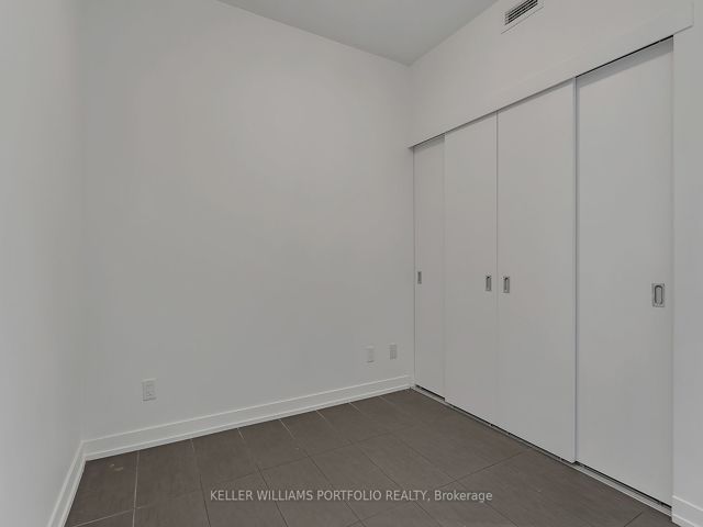 2012 - 170 Fort York Blvd