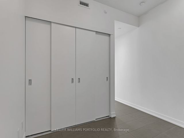 2012 - 170 Fort York Blvd