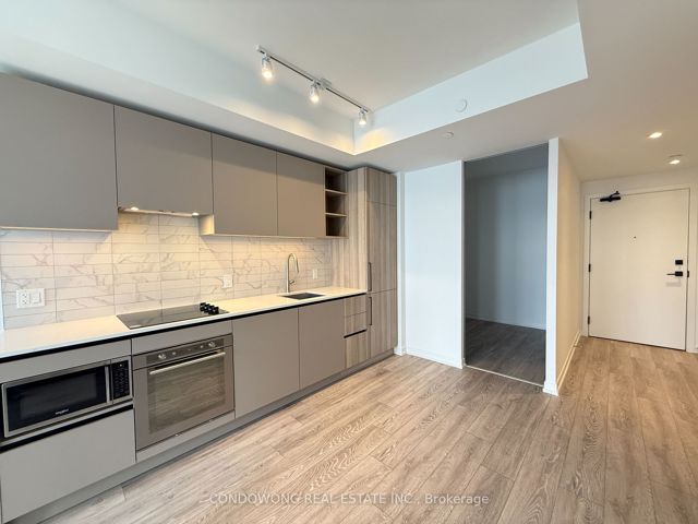 3312 - 55 Mercer St