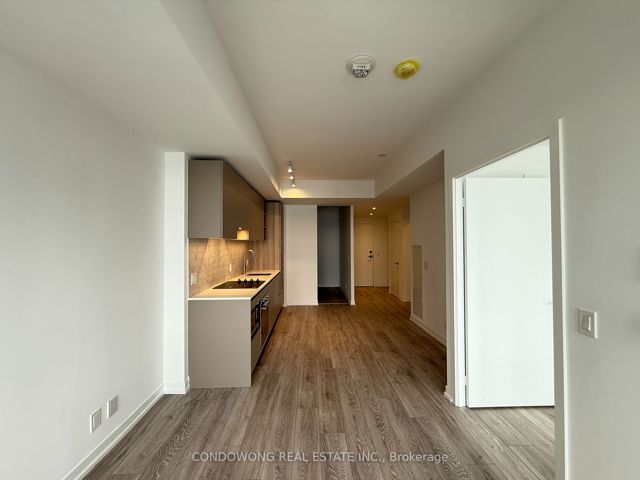 3312 - 55 Mercer St