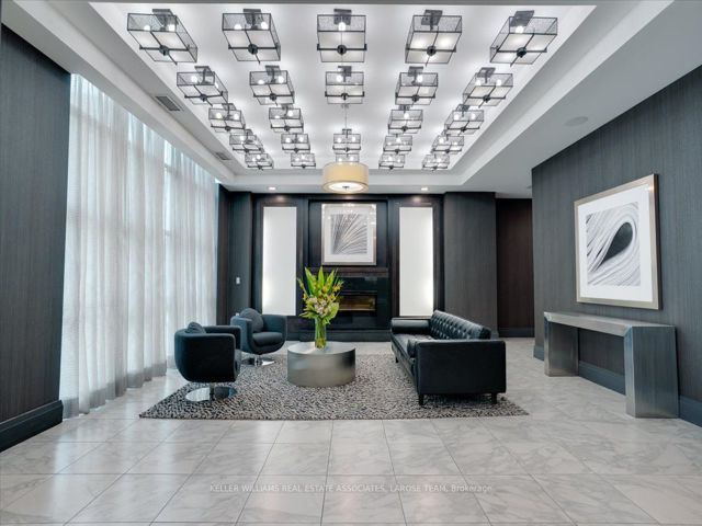 1102 - 125 Western Battery Rd