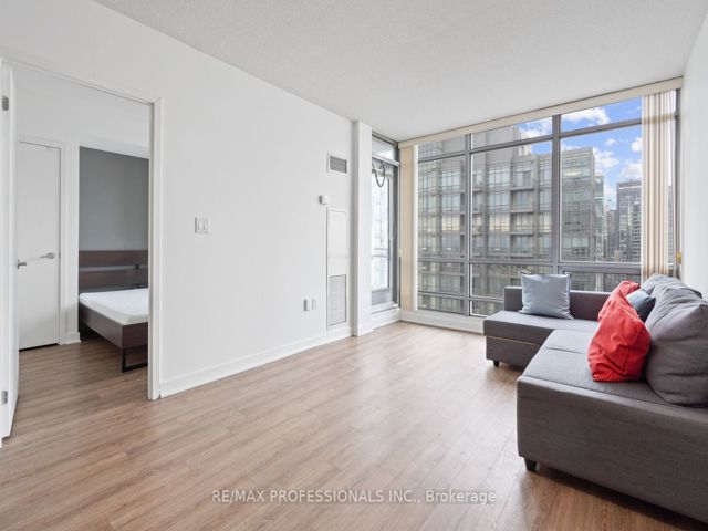 2708 - 5 Mariner Terr