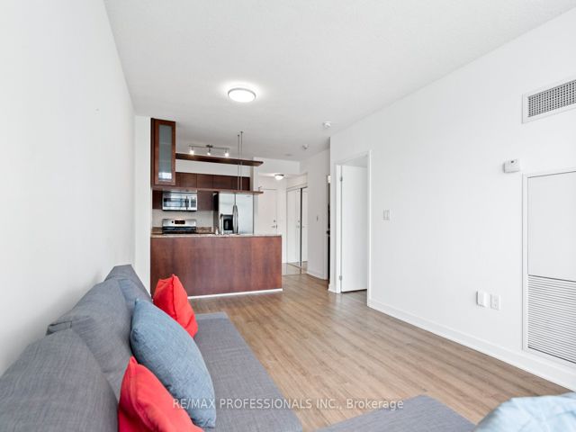 2708 - 5 Mariner Terr