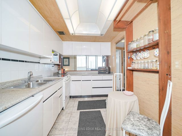 1603 - 3303 Don Mills Rd