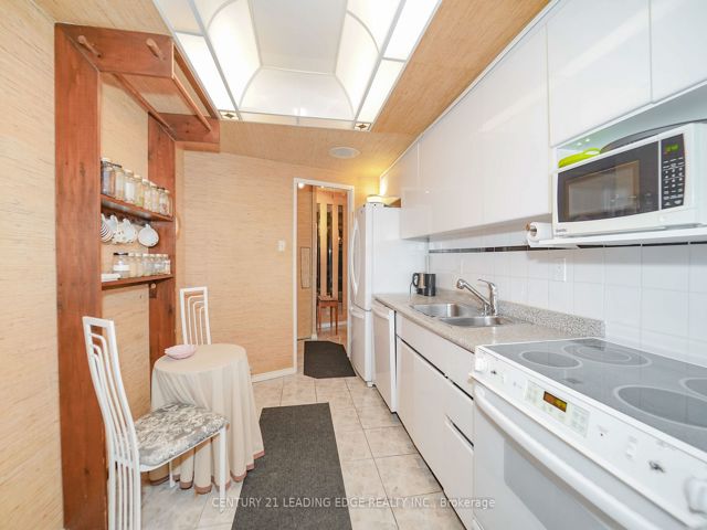 1603 - 3303 Don Mills Rd