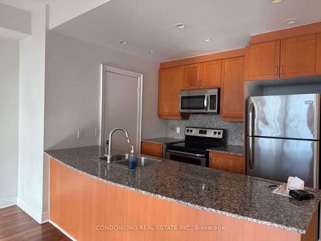 PH3812 - 8 Park Rd