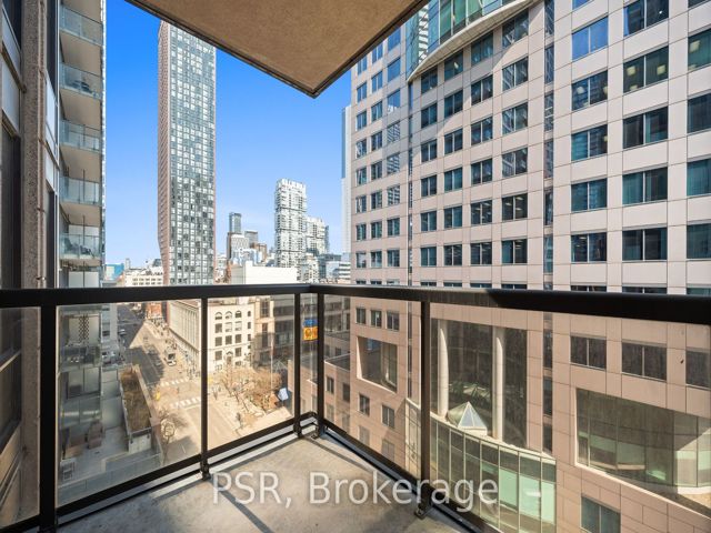 1016 - 50 John St