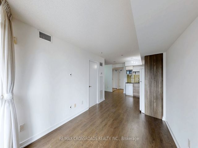 310 - 121 Mcmahon Dr