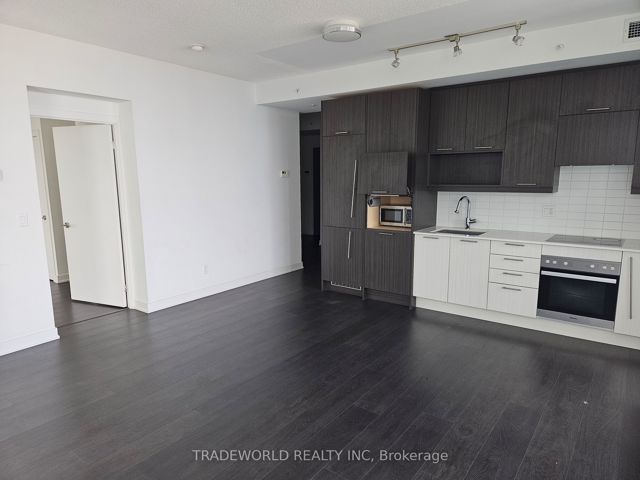2502 - 30 Nelson St