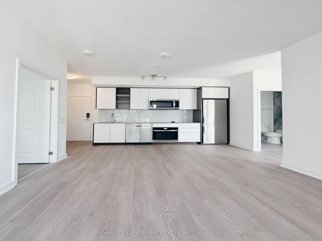 1410 - 543 Richmond St W