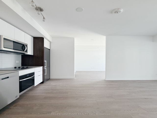 1410 - 543 Richmond St W