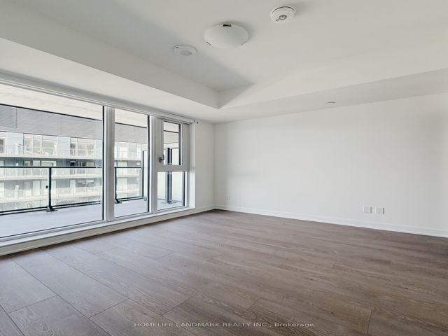 1410 - 543 Richmond St W