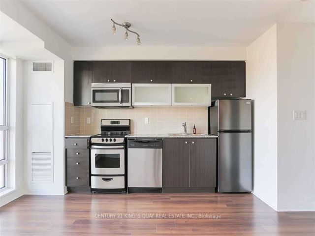 1108 - 2015 Sheppard Ave E