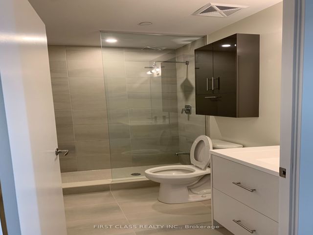 1001 - 188 Fairview Mall Dr