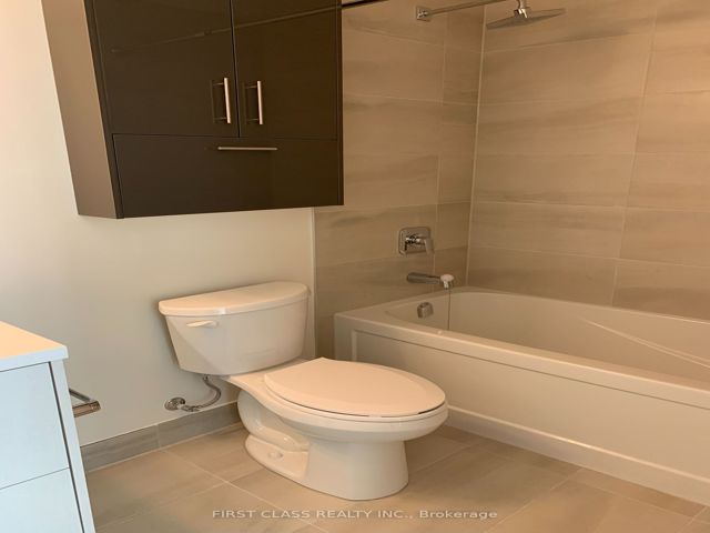 1001 - 188 Fairview Mall Dr
