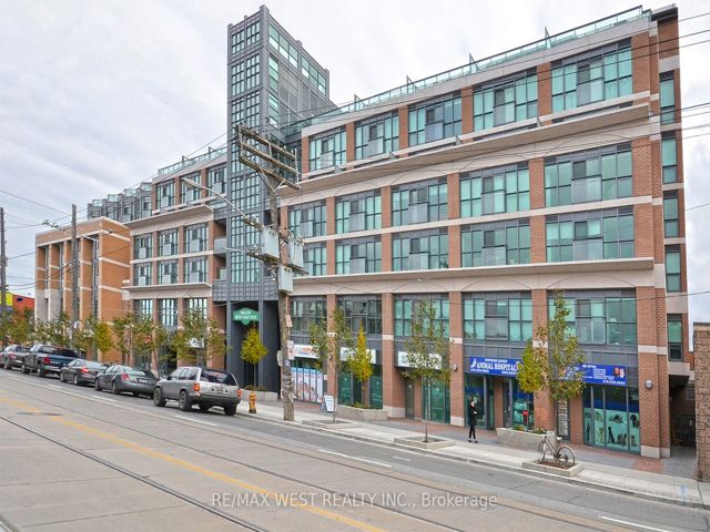1801 - 1171 Queen St W