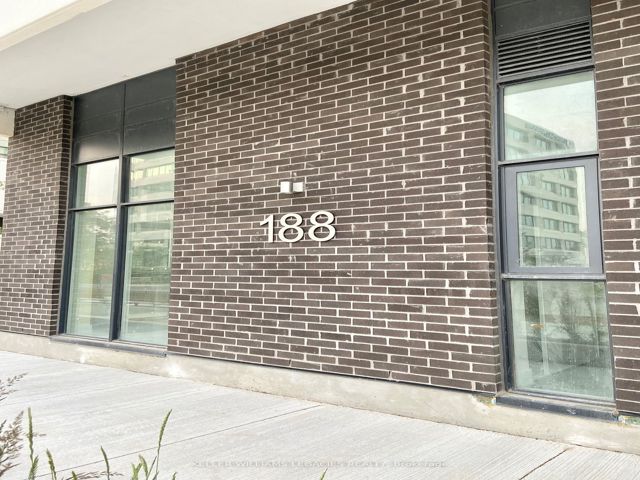 1902 - 188 Fairview Mall Dr