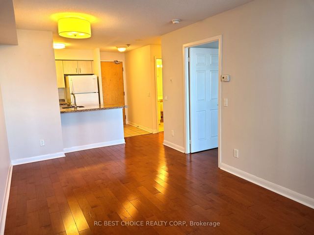 903 - 4968 Yonge St