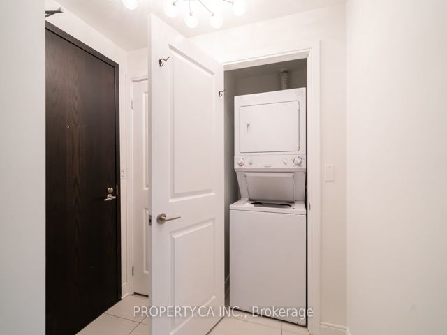 1507 - 18 Yorkville Ave