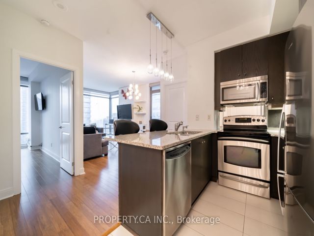 1507 - 18 Yorkville Ave