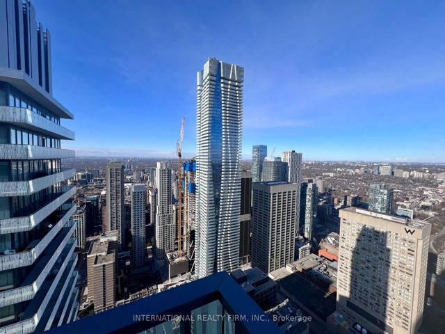 LPH5406 - 50 Charles St E