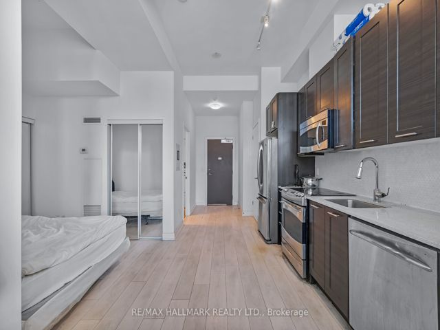913 - 169 Fort York Blvd