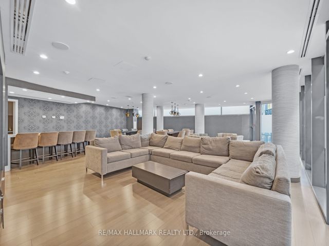 913 - 169 Fort York Blvd