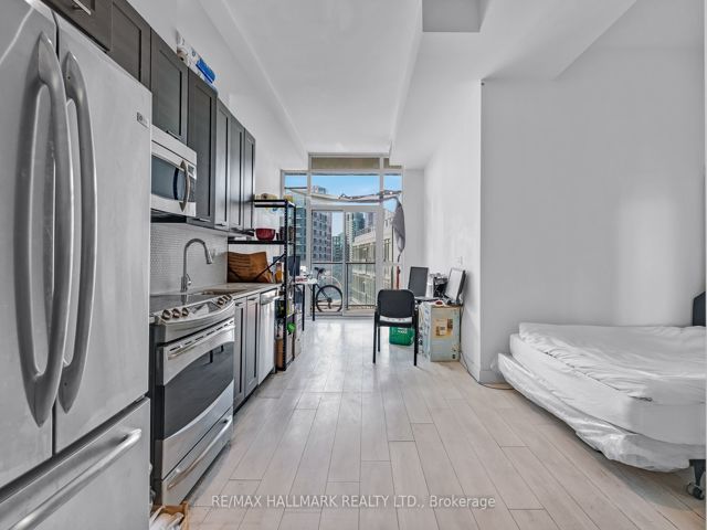 913 - 169 Fort York Blvd