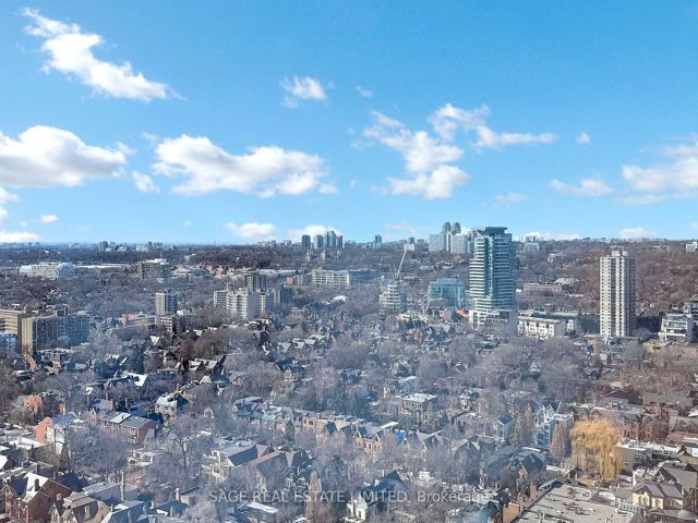 3016 - 155 Yorkville Ave
