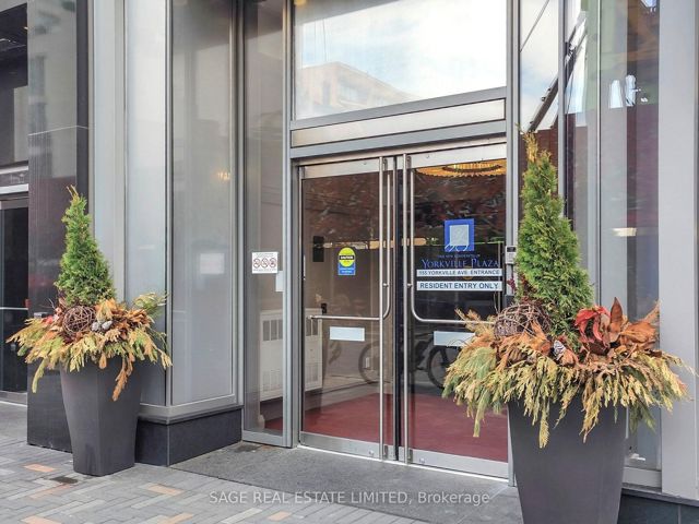 3016 - 155 Yorkville Ave