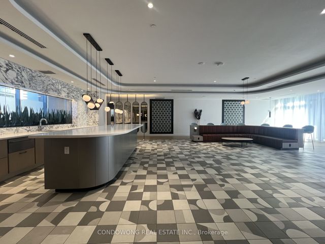 1116 - 35 Tubman Ave